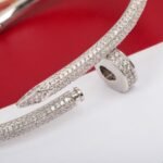 CARTIER Juste un Clou bracelet classic model half-paved - 图片 4