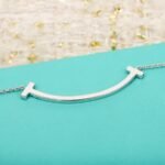 Tiffany and Co TIFFANY T Smile Medium Pendant - 图片 5