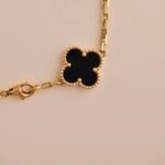Van Cleef and Arpels Vintage Alhambra bracelet 5 motifs - 图片 3