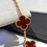 Van Cleef and Arpels Vintage Alhambra bracelet 5 motifs - 图片 3