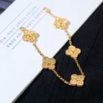 Van Cleef and Arpels Vintage Alhambra bracelet 5 motifs - 图片 6