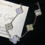 Van Cleef and Arpels Vintage Alhambra bracelet 5 motifs - 图片 2