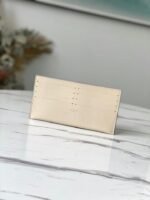 LV 028 - 图片 3