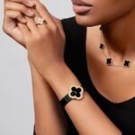 Van Cleef and Arpels Vintage Alhambra necklace 10 motifs - 图片 3