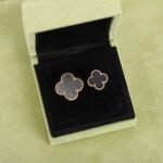 Van Cleef and Arpels Magic Alhambra Between the Finger ring - 图片 6