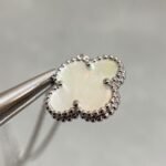 Van Cleef and Arpels Vintage Alhambra pendant - 图片 3
