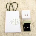 Van Cleef and Arpels Frivole earrings mini model - 图片 4