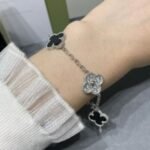 Van Cleef and Arpels Vintage Alhambra bracelet 5 motifs - 图片 7
