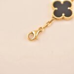 Van Cleef and Arpels Vintage Alhambra bracelet 5 motifs - 图片 4