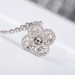 Van Cleef and Arpels Vintage Alhambra pendant - 图片 3