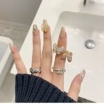Van Cleef and Arpels Two Butterfly Between the Finger ring - 图片 8