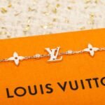 LOUIS VUITTON Idylle Blossom Monogram Bracelet - 图片 3