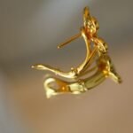 Van Cleef and Arpels Frivole earrings small model - 图片 3