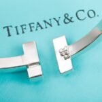 Tiffany and Co TIFFANY T T1 Wide Diamond Hinged Bangle - 图片 3