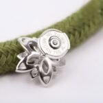 Van Cleef and Arpels Lotus openwork earrings mini model - 图片 3