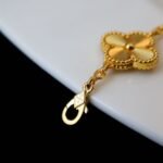 Van Cleef and Arpels Vintage Alhambra bracelet 5 motifs - 图片 4