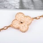 Van Cleef and Arpels Vintage Alhambra bracelet 5 motifs - 图片 5