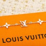 LOUIS VUITTON Idylle Blossom Monogram Bracelet - 图片 4