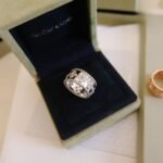 Van Cleef and Arpels Perl??e clovers ring medium model - 图片 4