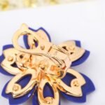 Van Cleef and Arpels Rose de No?l earrings mini model - 图片 3