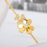 Van Cleef and Arpels Frivole bracelet 5 flowers - 图片 6