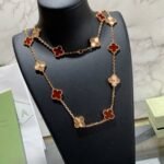 Van Cleef and Arpels Vintage Alhambra long necklace 20 motifs - 图片 7