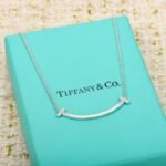 Tiffany and Co TIFFANY T Smile Medium Pendant - 图片 2