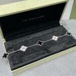 Van Cleef and Arpels Vintage Alhambra bracelet 5 motifs - 图片 6