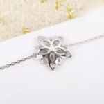 Van Cleef and Arpels Lotus openwork bracelet mini model - 图片 5
