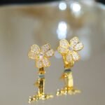 Van Cleef and Arpels Frivole earrings small model - 图片 6