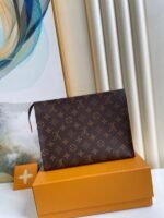 LV 048 - 图片 9