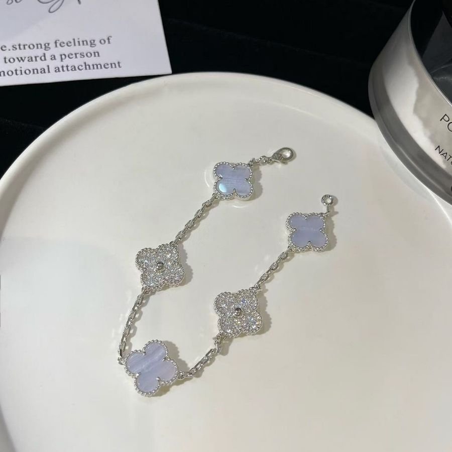 CEL-B-VCA-033.jpg Van Cleef and Arpels Vintage Alhambra bracelet 5 motifs - 图片 1