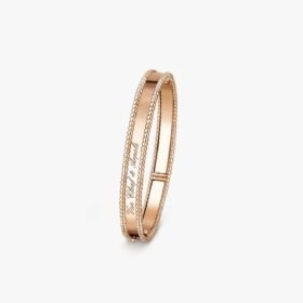 Van Cleef and Arpels Perl??e signature bracelet medium model