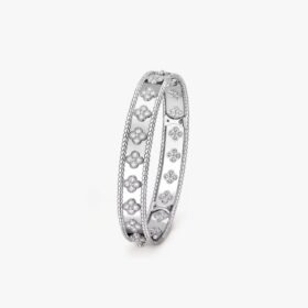 Van Cleef and Arpels Perl??e clovers bracelet medium model
