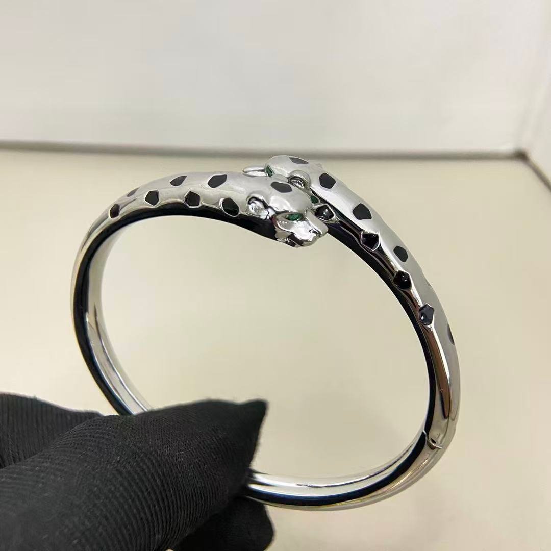 PLE1jjuq5rRlmpHAjTWACMo30rYrRFh03BXfV0be.jpg CARTIER Panth??re de Cartier bracelet - 图片 1