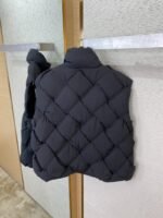 Bottega Veneta Braided Down Vest Black - 图片 8