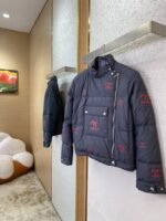 CHANEL cut-out down jacket - 图片 3