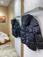 LV dark jacquard down jacket - 图片 3