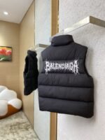 Balenciaga Flame Embroidered Down Vest Black - 图片 4