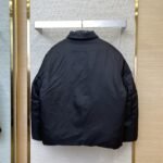 Prada Triangle Label Down Jacket - 图片 2