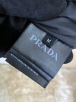 Prada Camouflage Triangle Logo Down Jacket - 图片 9