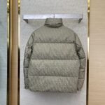 Fendi printed offset labelled down jacket brown - 图片 2