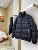 Prada Triangle Label Down Jacket - 图片 3