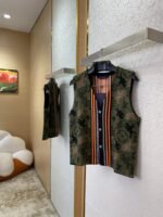 LV camouflage knitted waistcoat - 图片 3