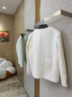LV turquoise collarless chambray jacket - 图片 4