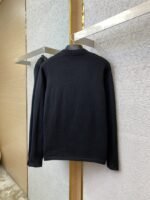Prada Nylon Pocket Triangle Label Sweater - 图片 6