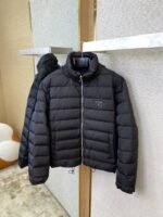Prada Triangle Label Down Jacket - 图片 7