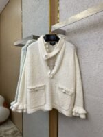 Chanel Floral Sleeve Knit - 图片 5