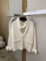Chanel Floral Sleeve Knit - 图片 7