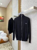 Prada Wool Leather Label Zip Cardigan - 图片 3